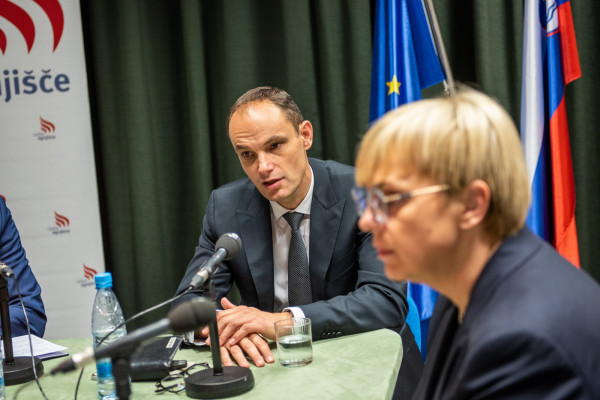 Še 10 dni do drugega kroga predsedniških volitev